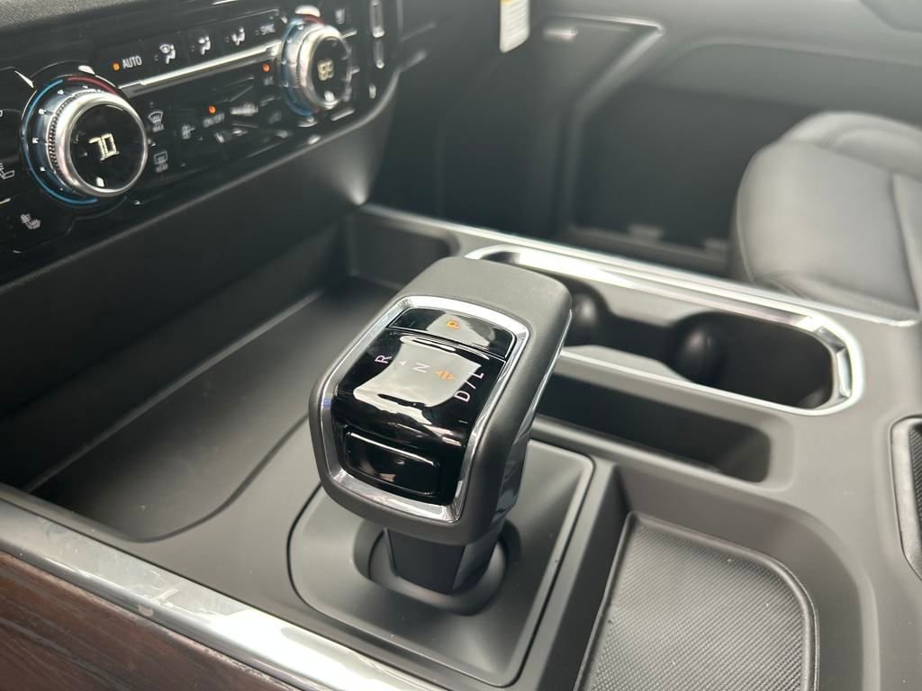 2026 GMC Sierra 1500 SLT - Photo 17