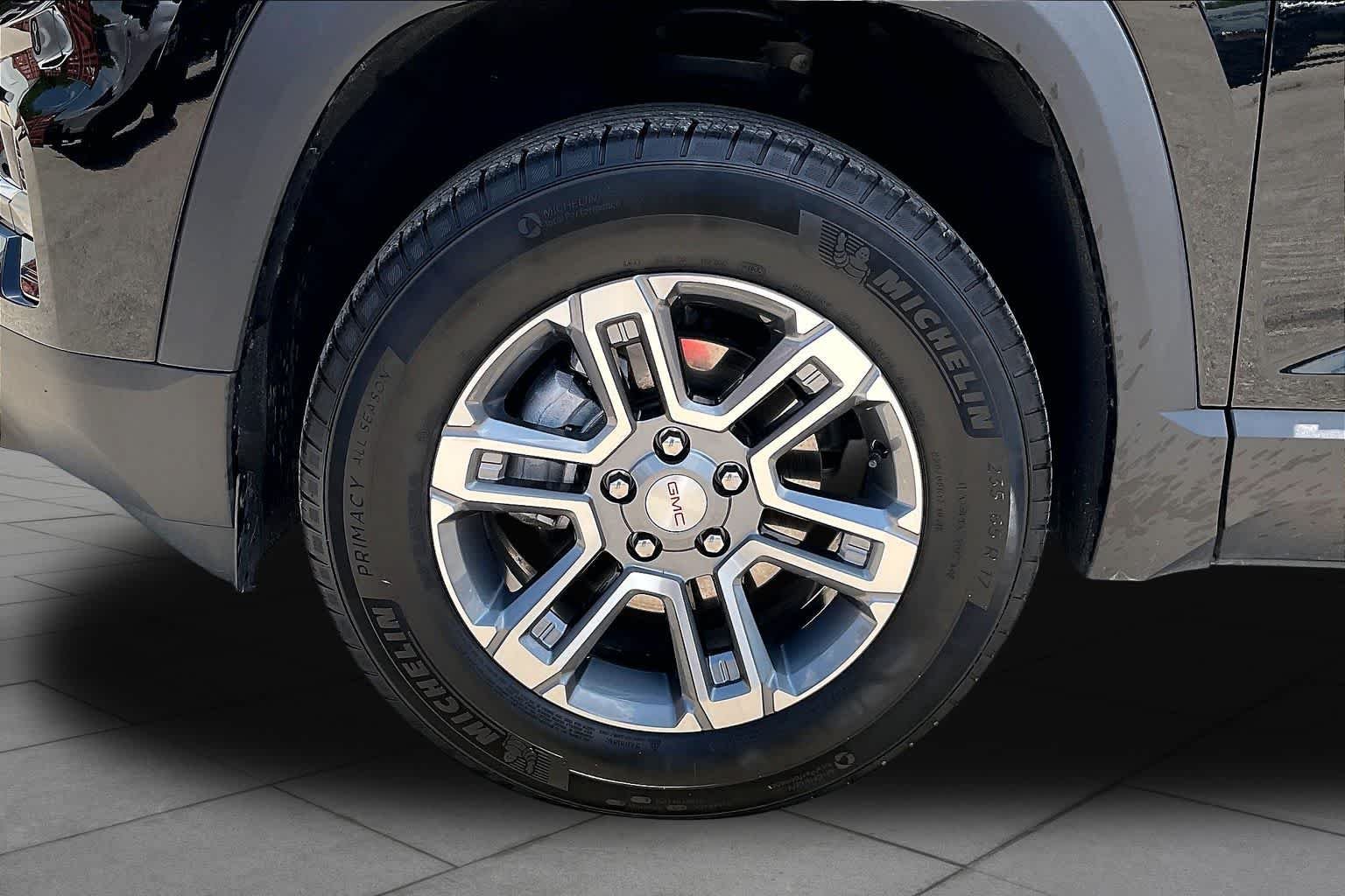 Used 2026 Ebony Twilight Metallic GMC FWD Elevation image 11