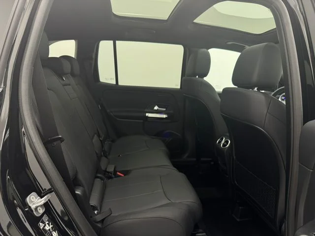 New 2026  Mercedes-Benz GLB 250 image 20