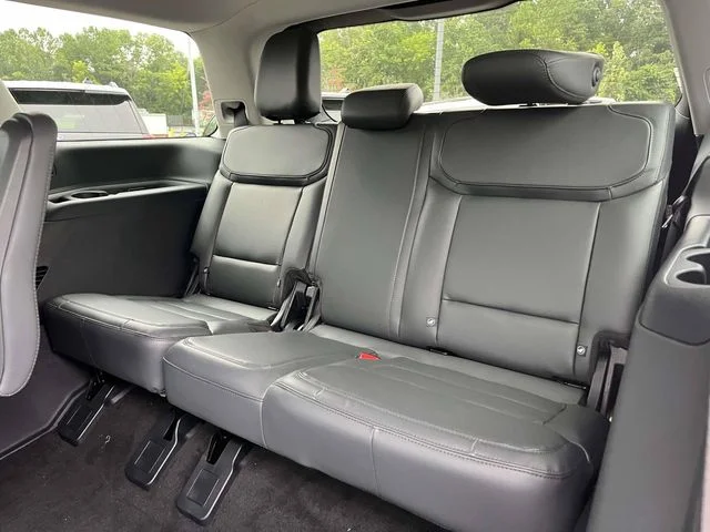 New 2027 Gray Ford Active image 11
