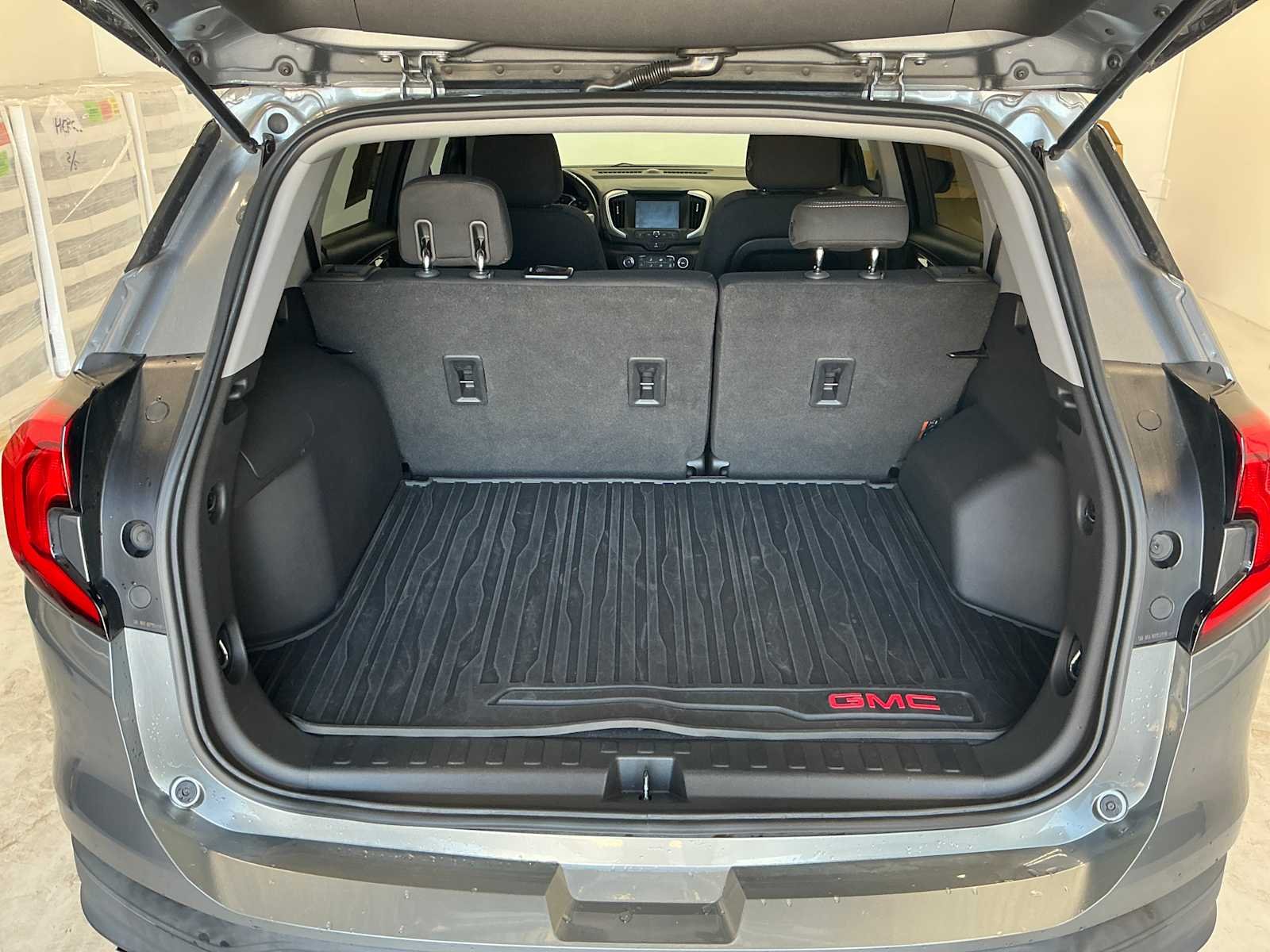 Used 2020 Satin Steel Metallic GMC SLE image 26