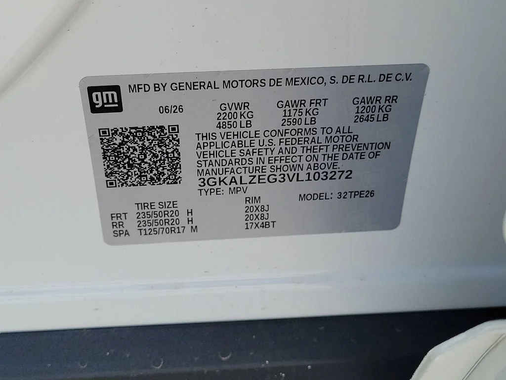 New 2027 Summit White GMC AWD Denali image 26