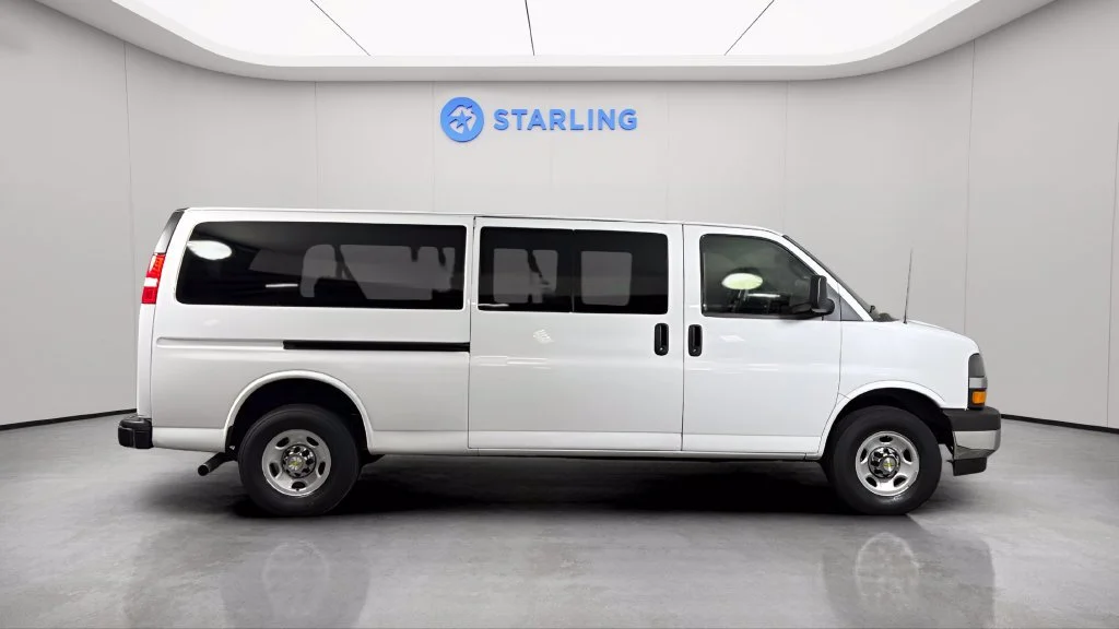 Used 2024 Summit White Chevrolet 1LT image 12