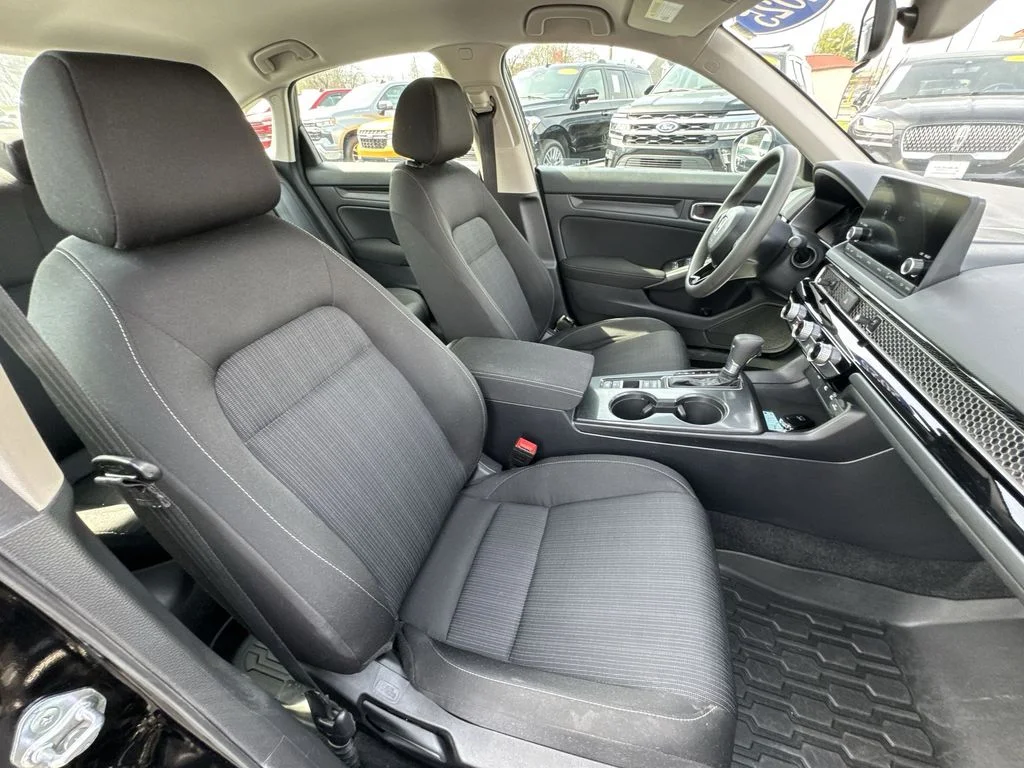 Used 2025 Black Honda LX image 23