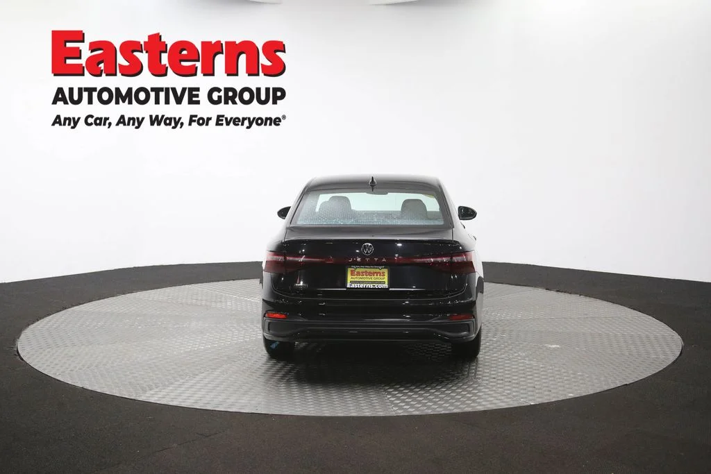 Used 2025 Black Volkswagen 1.5T Sport image 36
