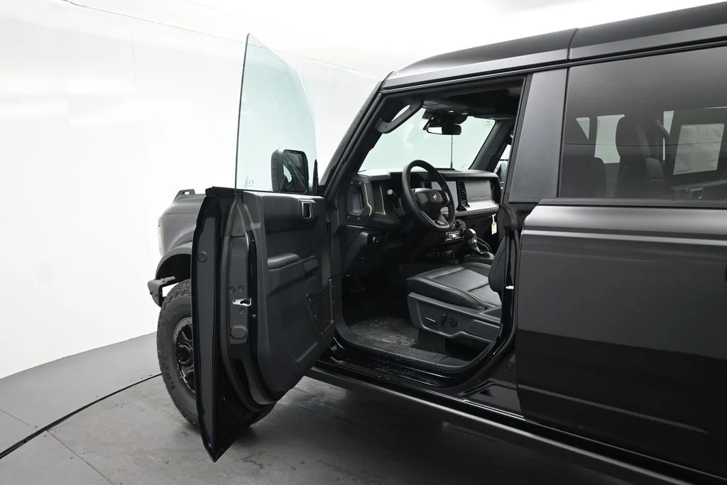 New 2026 Shadow Black Ford Badlands image 8