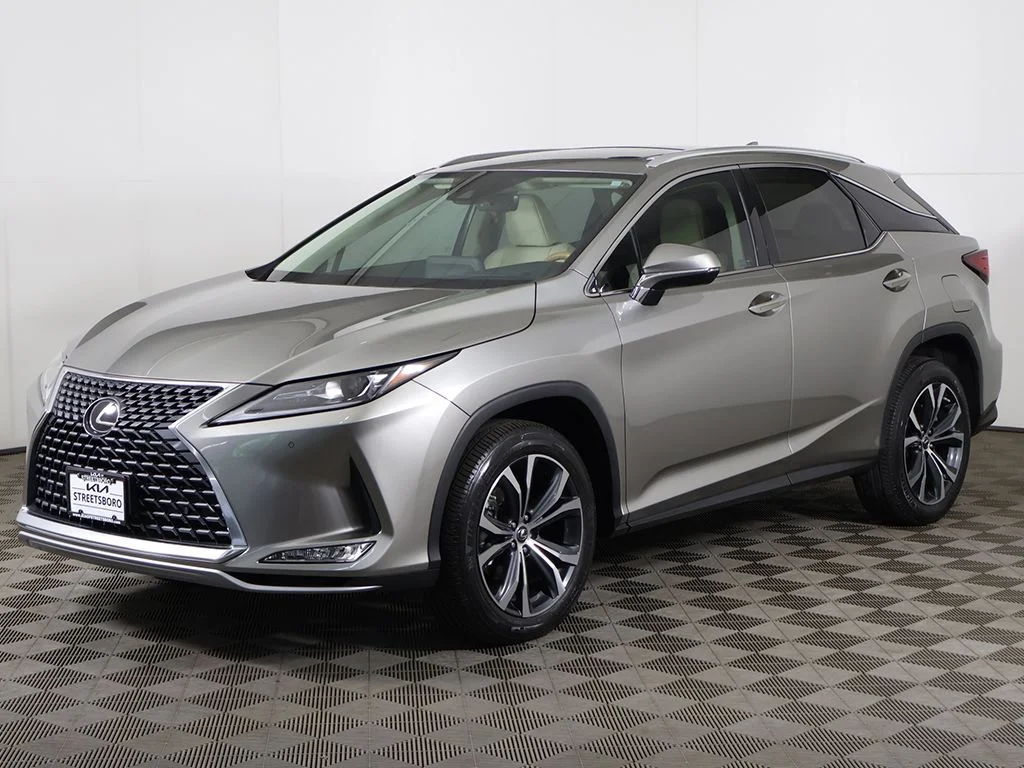 Used 2022 Silver Lexus 350 image 9