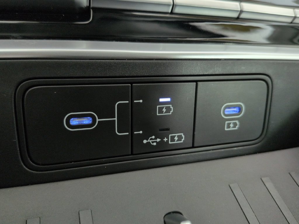 2025 Hyundai Santa Fe SE - Photo 34