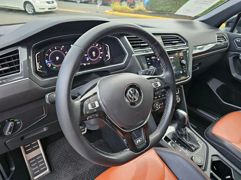 2021 Volkswagen Tiguan SEL Premium R-Line - Photo 27