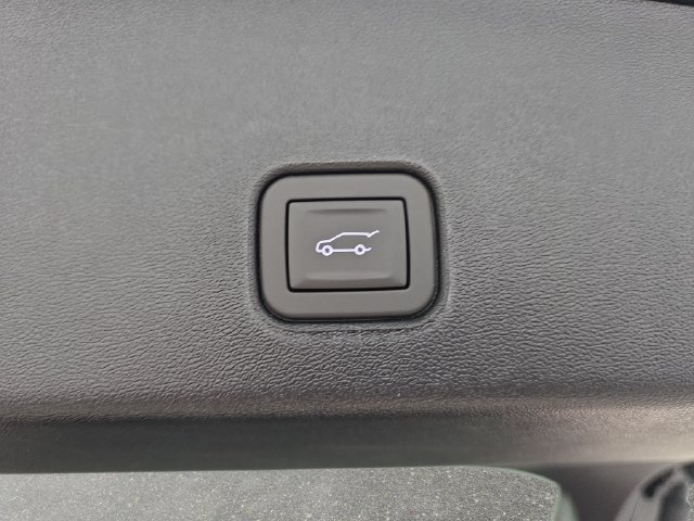 2027 Cadillac OPTIQ Sport - Photo 31