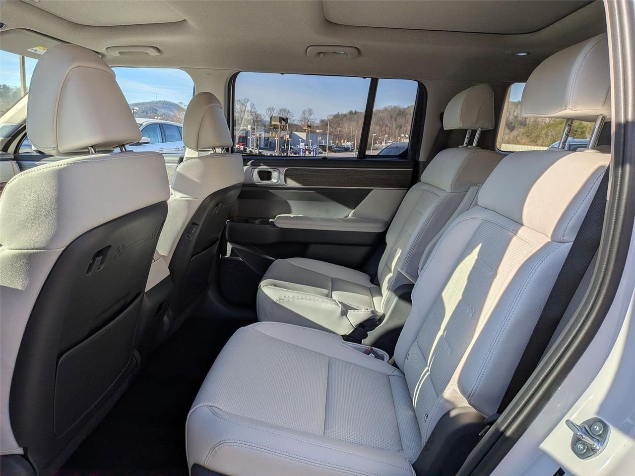2026 Hyundai Santa Fe Limited - Photo 28