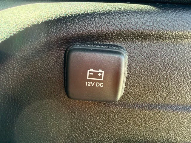 New 2027 White Jeep Laredo Altitude image 24