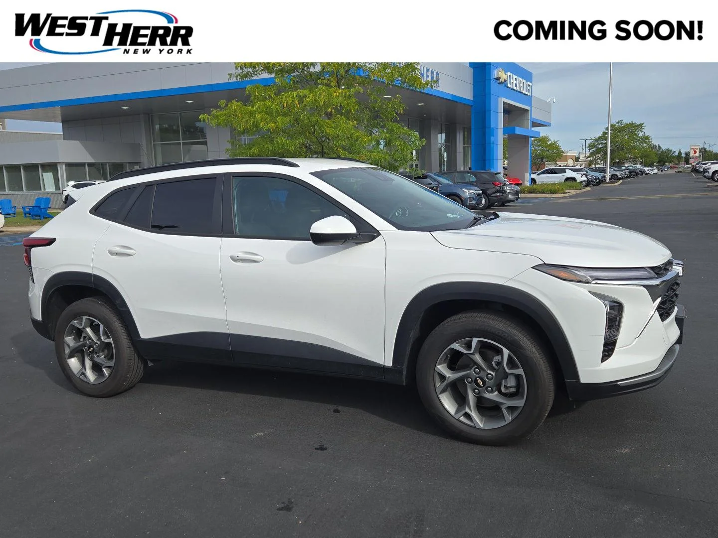 Used 2024 Summit White Chevrolet LT image 1