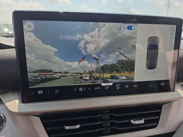 Used 2025 White Ford Active image 22