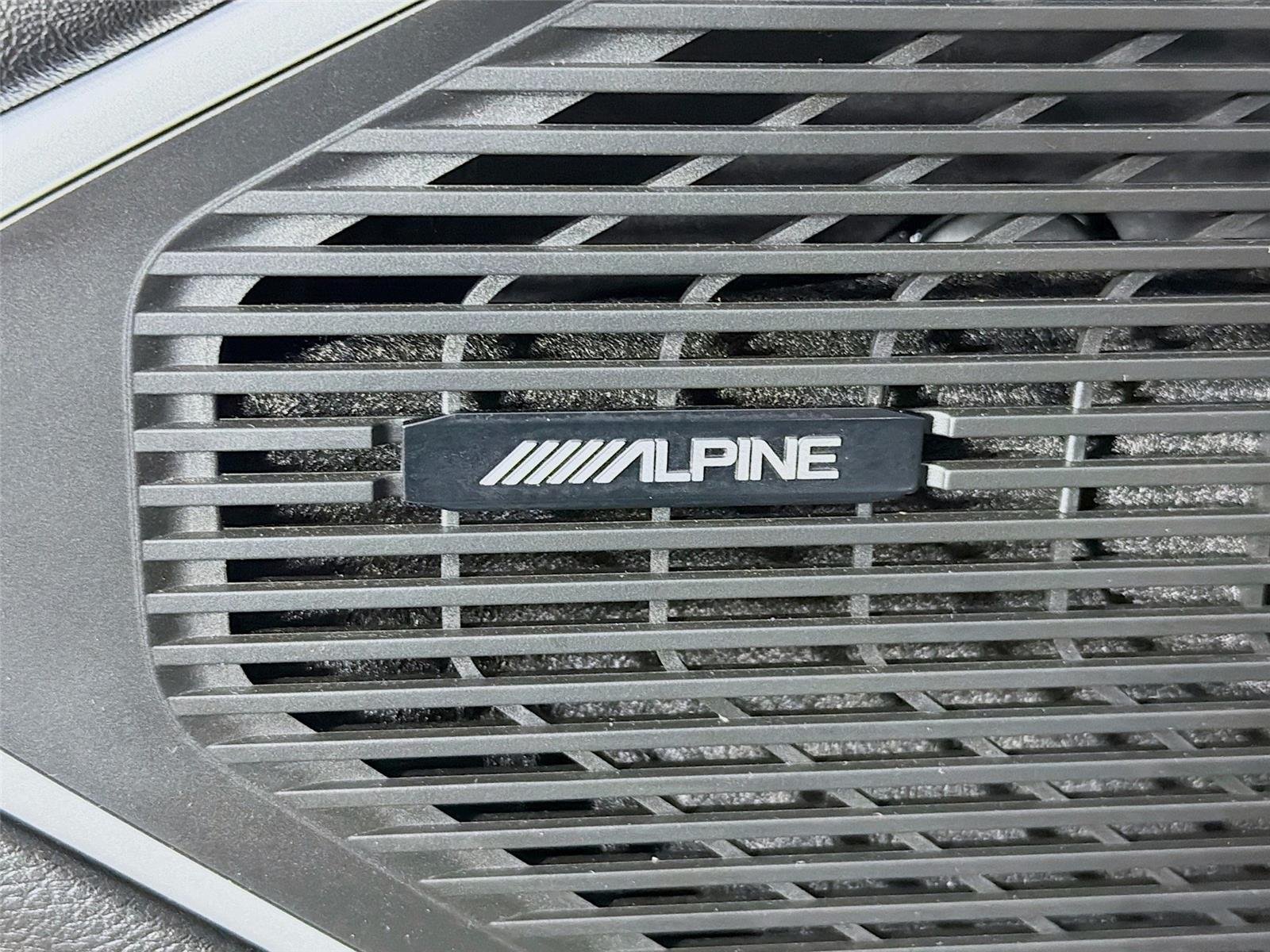 Used 2024  Jeep Series III image 19
