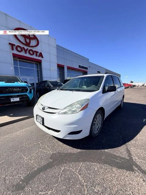 2010 Toyota Sienna LE