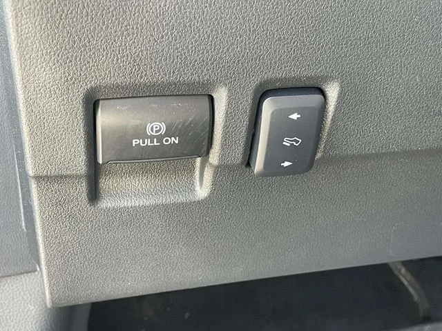 New 2026 Avalanche Ford F-250® Lariat® image 13