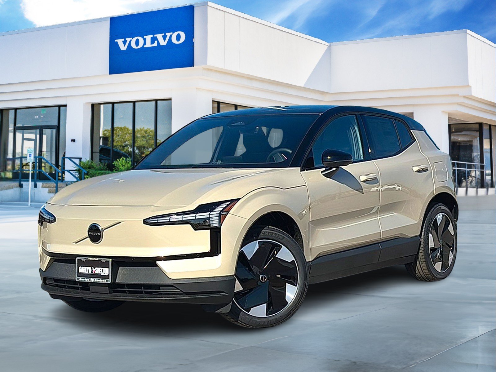 2026 Volvo EX30 Single Motor Plus's photo