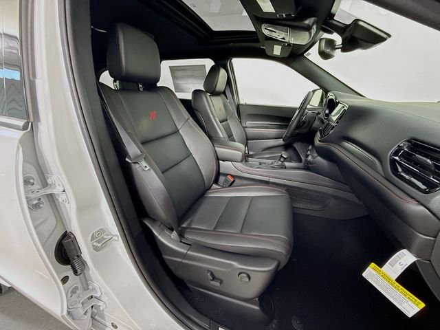 New 2026 White Knuckle Clear-Coat Exterior Paint Dodge GT Plus image 30