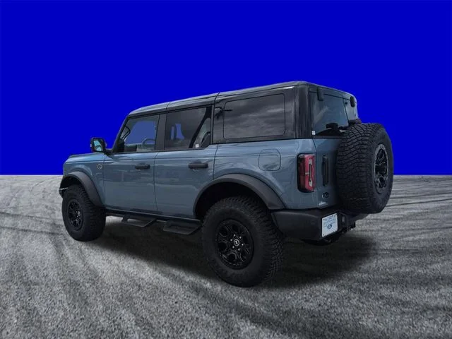 Used 2024 Gray Ford Wildtrak image 6