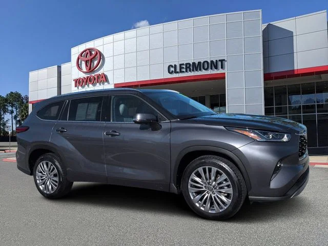 2023 Toyota Highlander Platinum