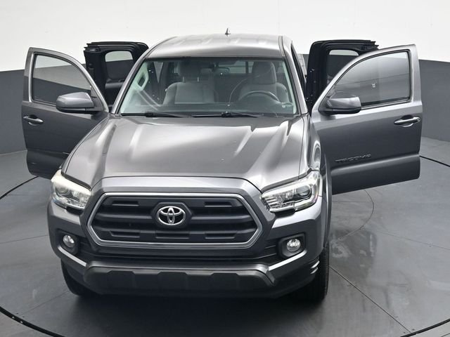 Used 2016 Gray Toyota SR5 image 38