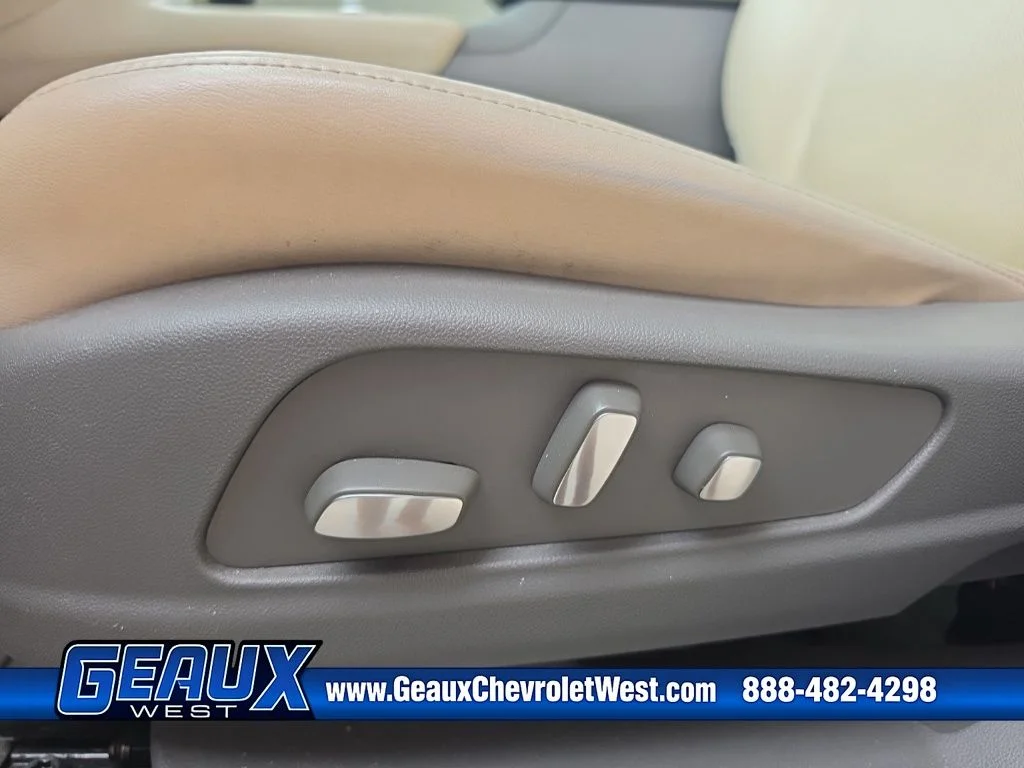 Used 2021 Black Cadillac Premium Luxury image 27