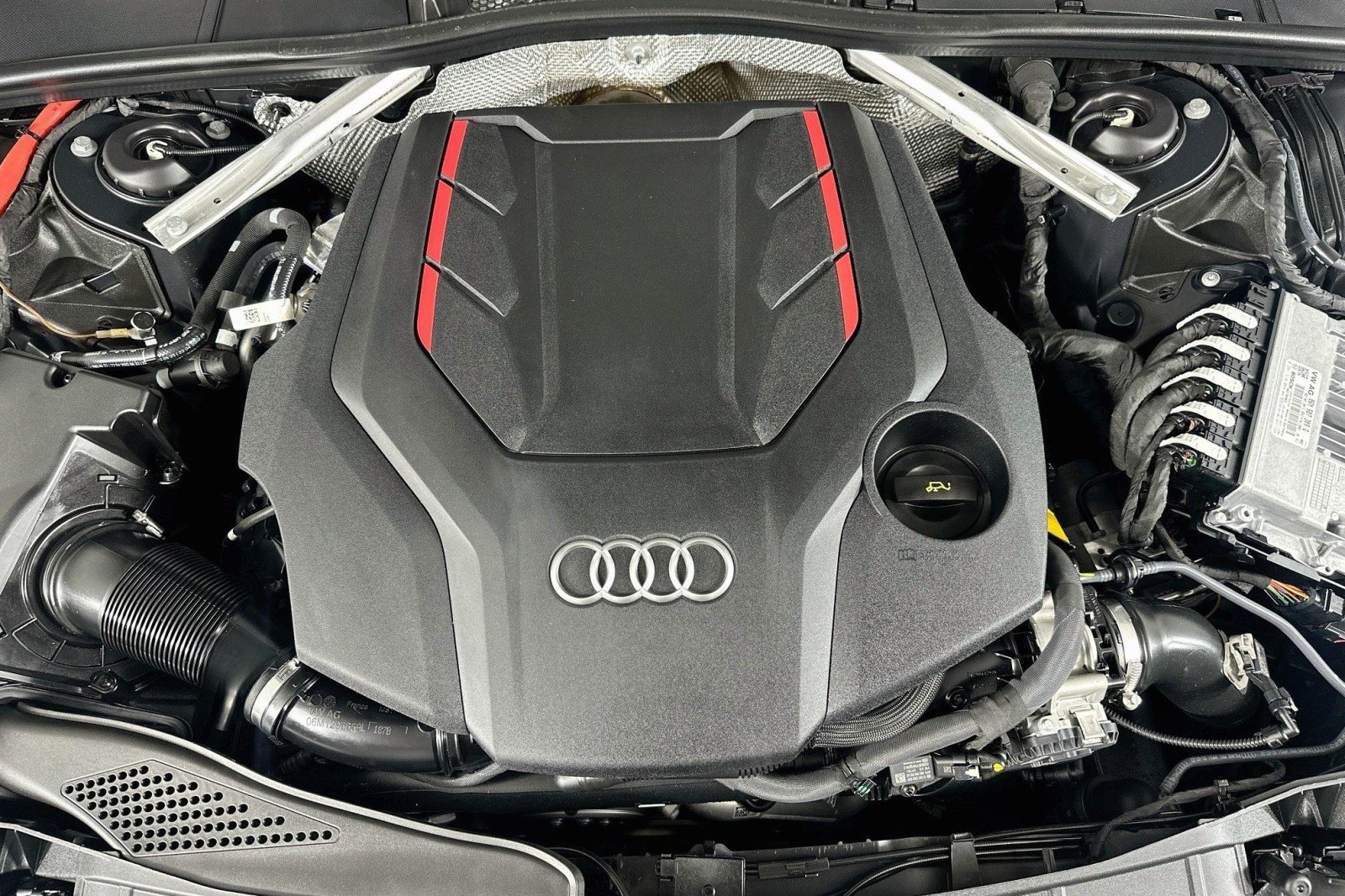 Used 2023 Daytona Gray Pearl Effect Audi Premium Plus image 12