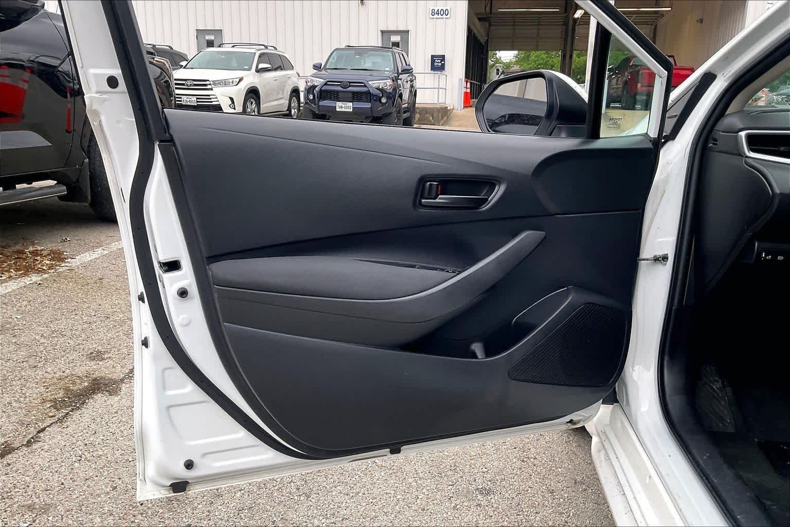 Used 2024 Ice Cap Toyota LE image 21