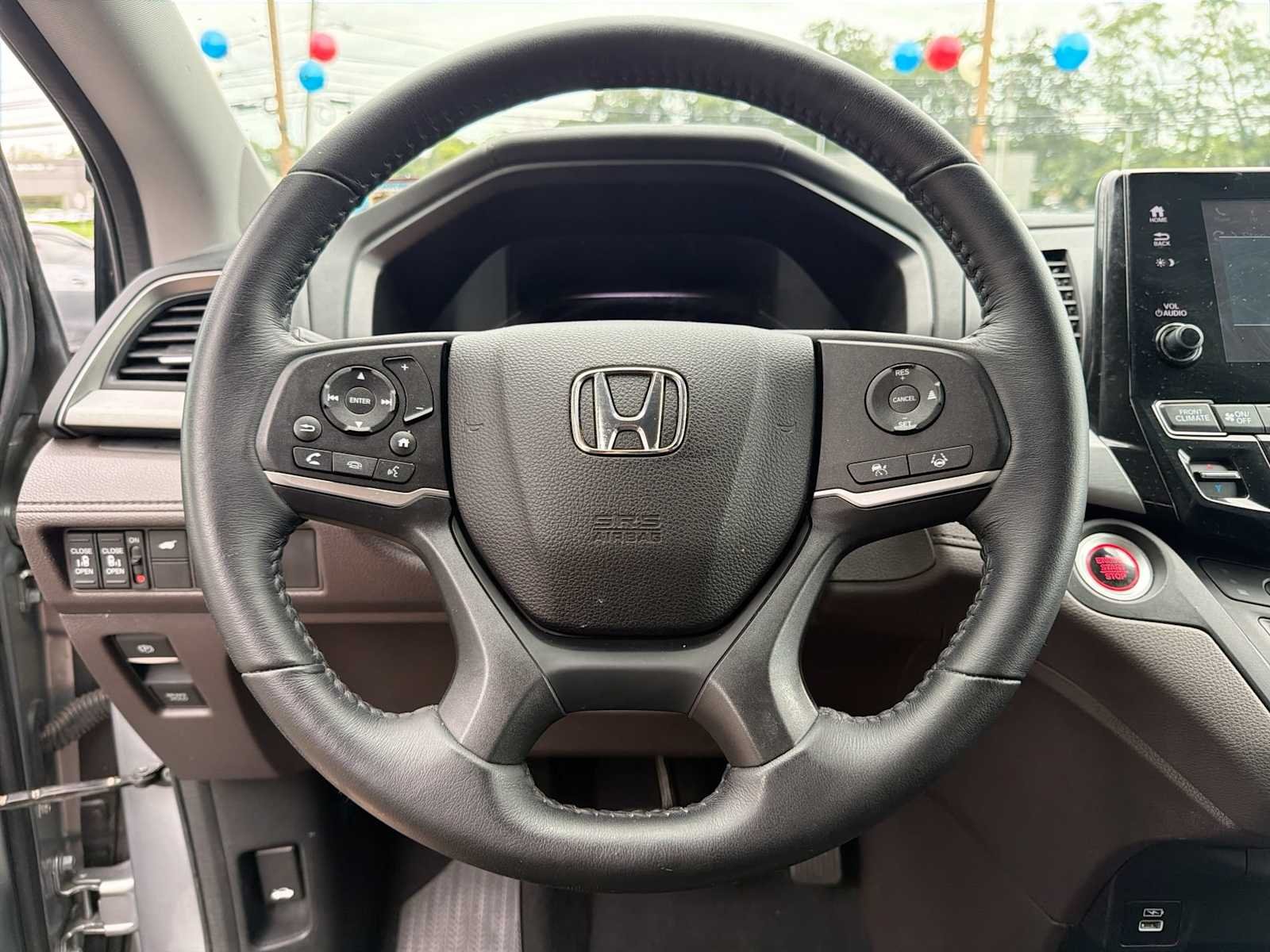 Used 2021 Lunar Silver Metallic Honda EX-L image 24