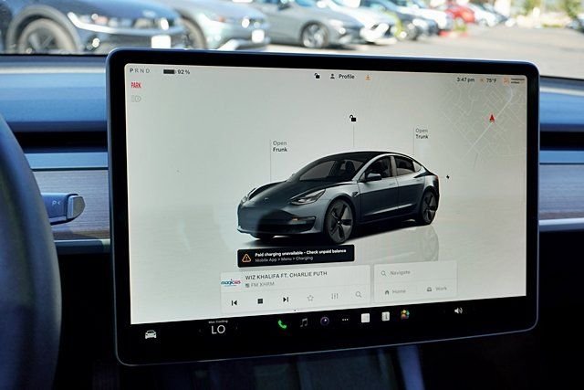 Used 2023  Tesla Base image 24