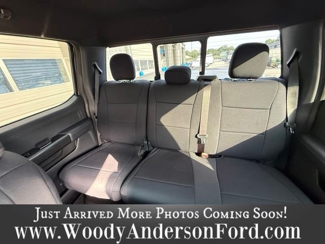 Used 2022 Smoked Quartz Metallic Tinted Clearcoat Ford XLT image 8