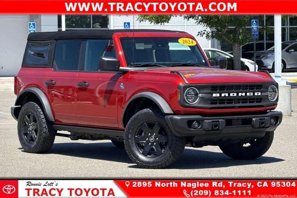 2024 Ford Bronco 4-Door Black Diamond