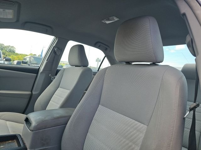 Used 2016 Gray Toyota LE image 19