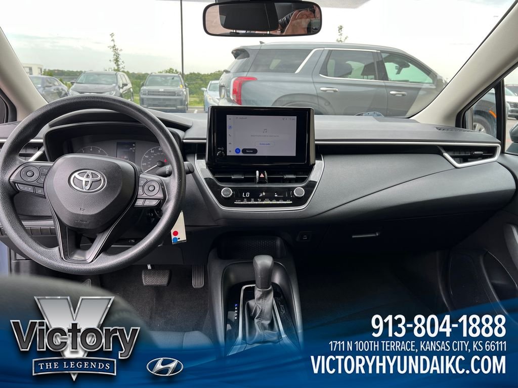 Used 2024  Toyota LE image 12