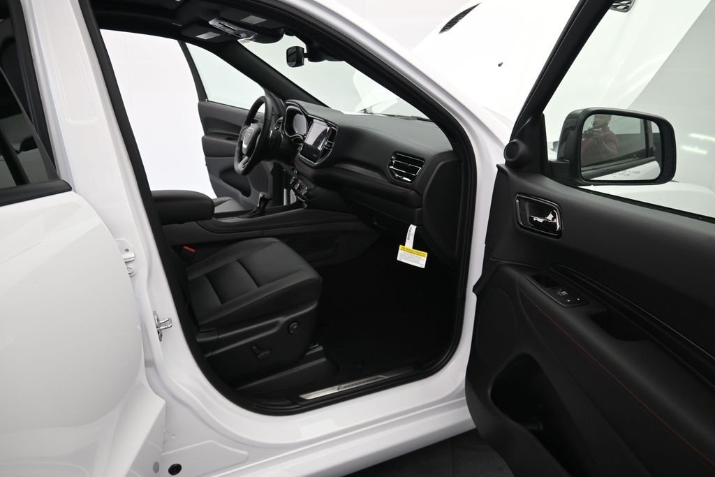 New 2026 White Knuckle Clear-Coat Exterior Paint Dodge GT Plus HEMI V8 image 21