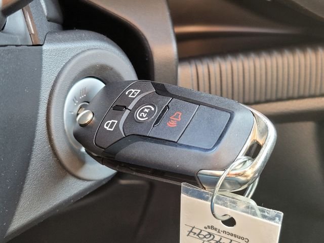 New 2025 Marsh Gray Ford XLT image 23