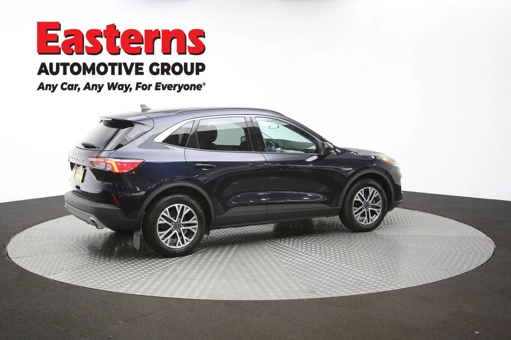 Used 2021 Blue Ford SEL image 41