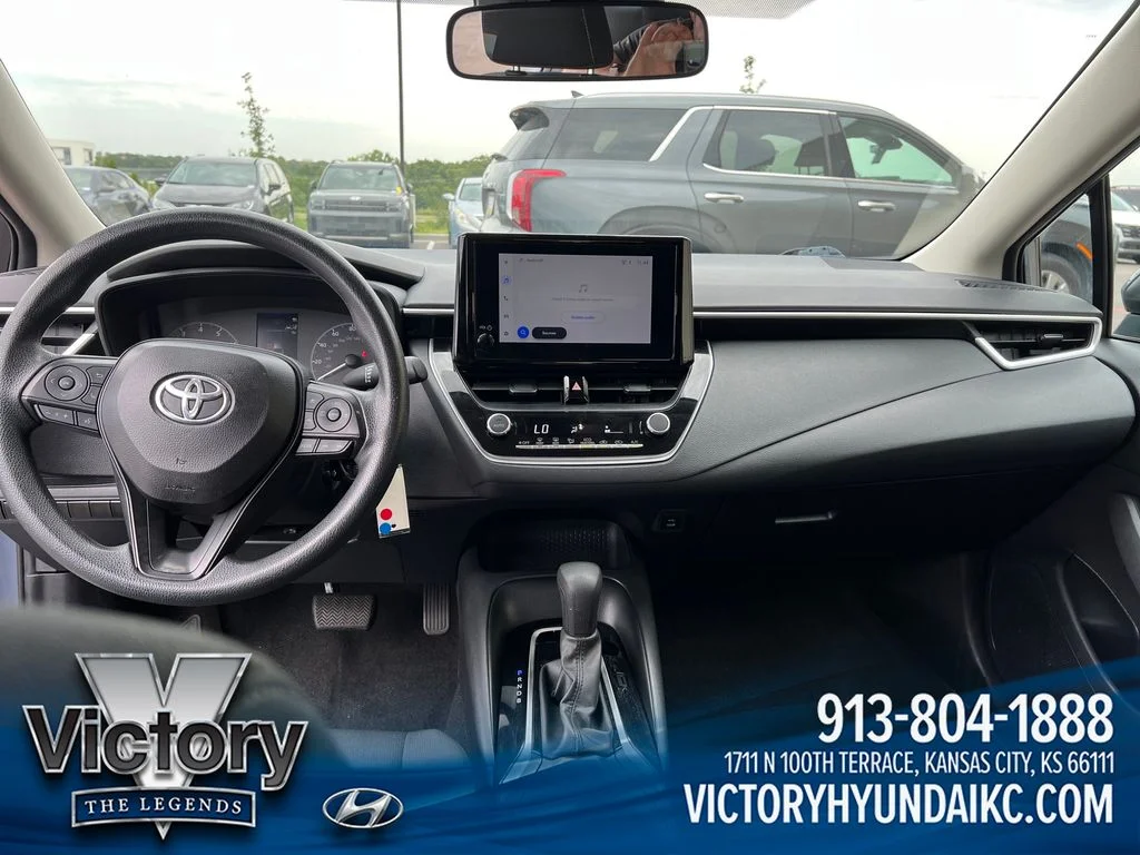 Used 2024  Toyota LE image 12