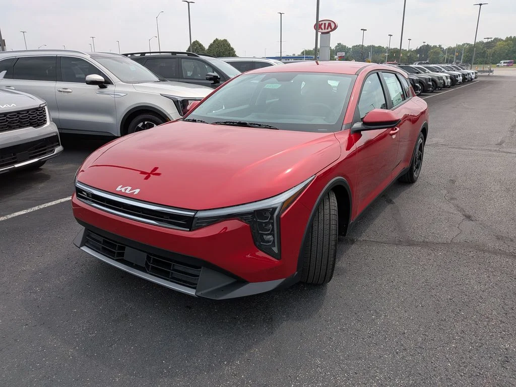 New 2026 Currant Red Kia EX image 30