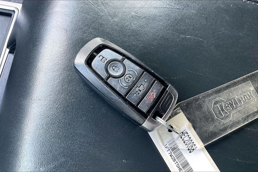 Used 2017 Silver Ford Platinum image 36