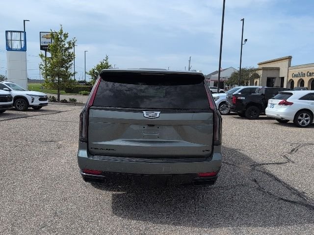 Used 2023 Green Cadillac Sport Platinum image 3