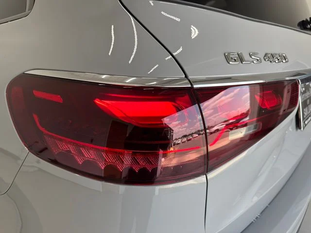 New 2026 MANUFAKTUR Alpine Gray Mercedes-Benz GLS 450 image 35