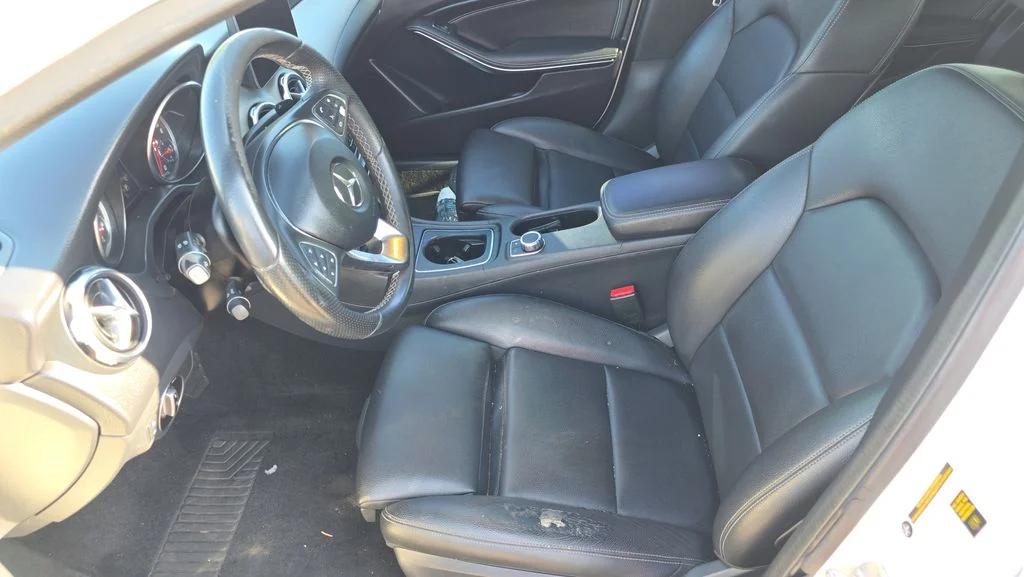 Used 2018 White Mercedes-Benz GLA 250 image 14