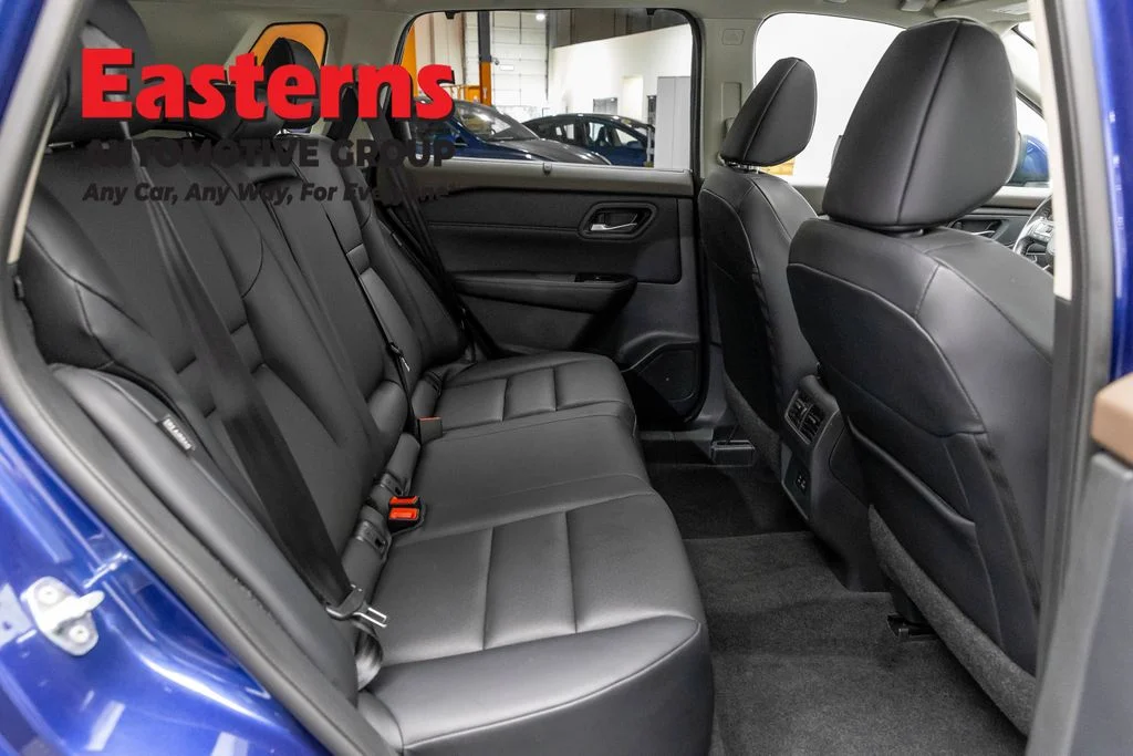 Used 2023 Blue Nissan SV image 24