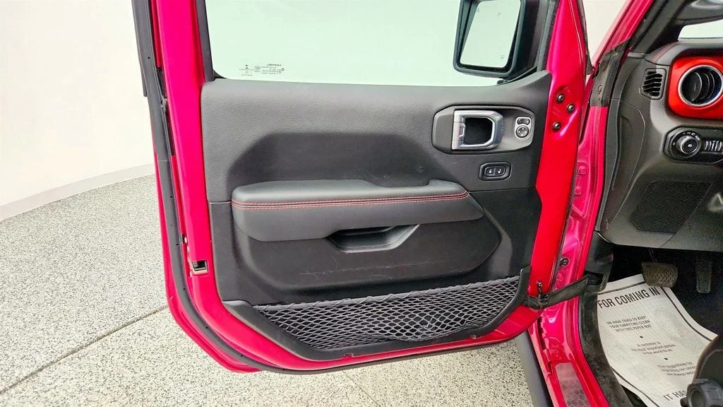 Used 2022 Limited Edition Tuscadero Pearlcoat Jeep Unlimited Rubicon 4x4 w/ Hard Top, Leather Seats & LED Lighting image 10
