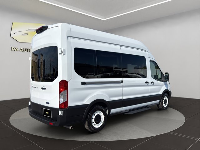 Used 2023 White Ford XL image 7
