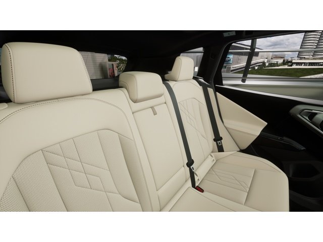 2025 BMW X3 30 - Photo 12