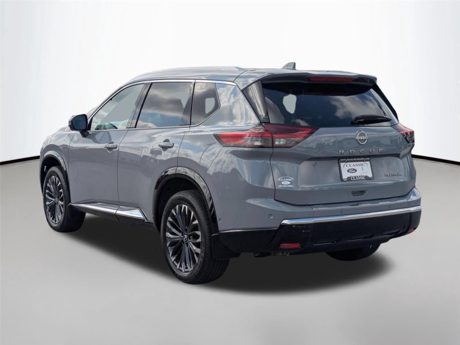 Used 2024 Boulder Gray Pearl Nissan Platinum image 7