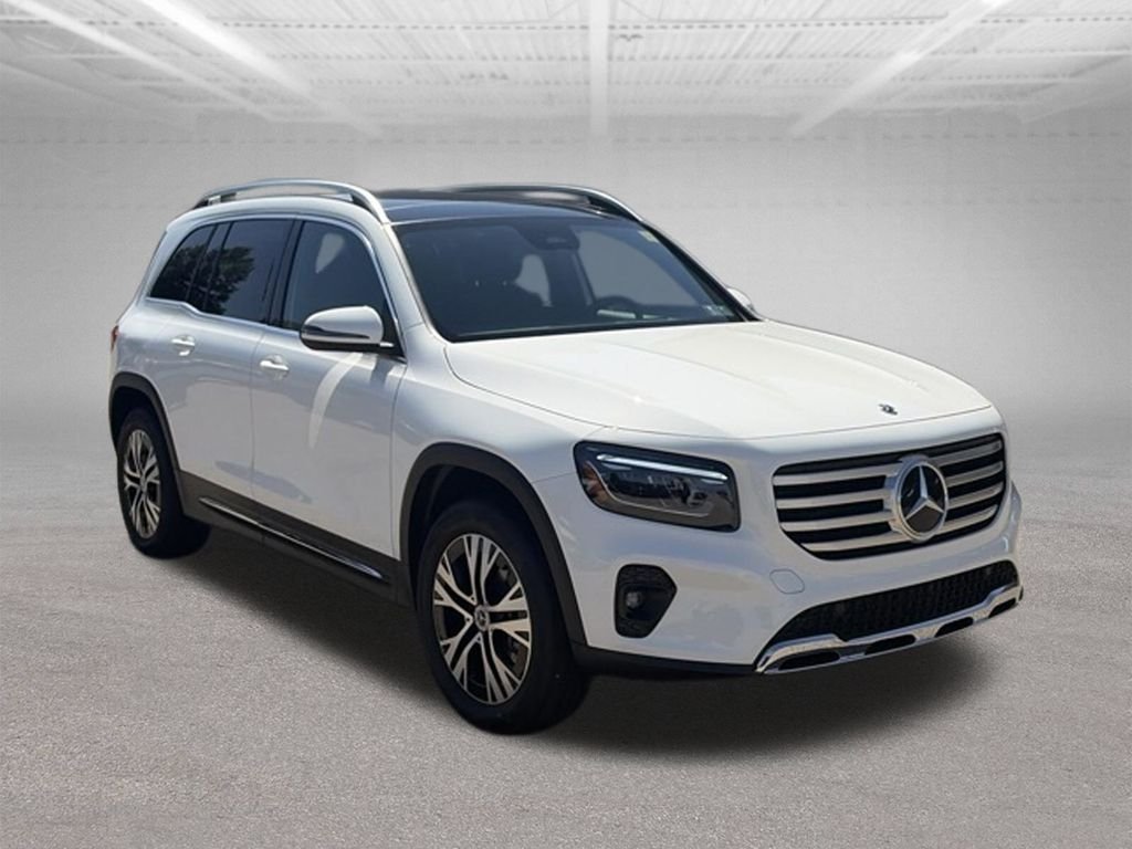 Used 2026 White Mercedes-Benz GLB 250 image 7